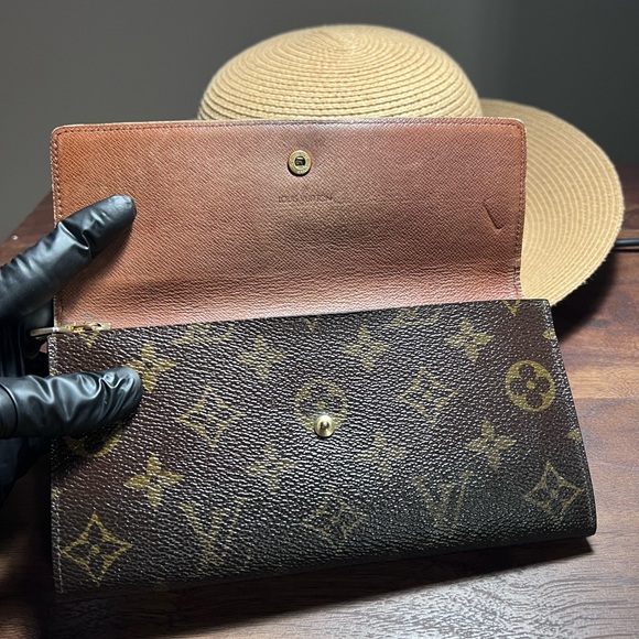 LV MONO SNAP WALLET - Picture 3 of 11